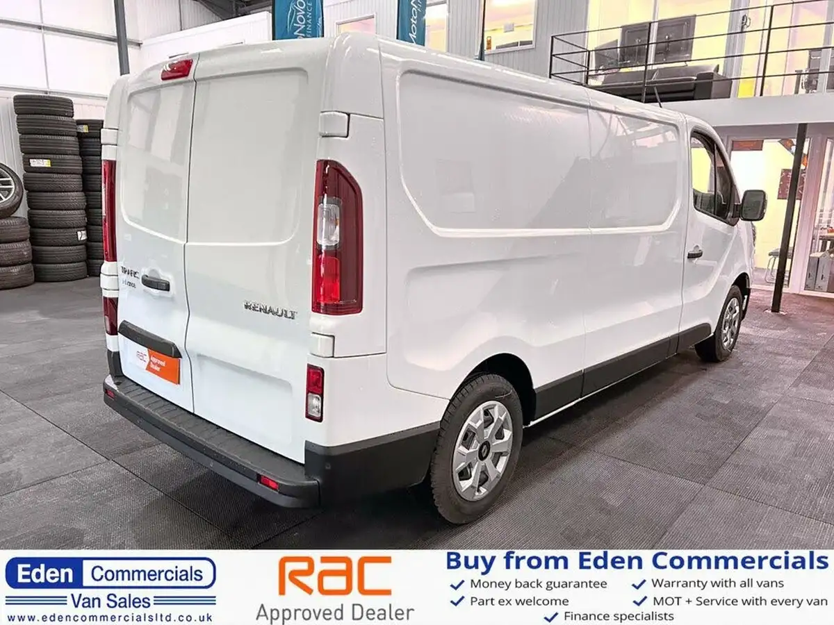 2024-renault-trafic-20dci-ll30-130-advance-panel-big-14
