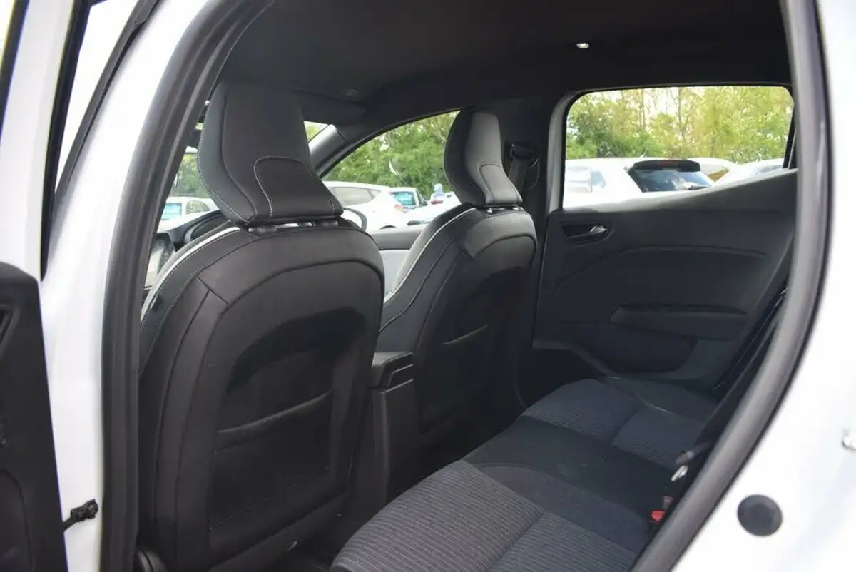 2021-renault-clio-10-tce-s-edition-90ps-big-10