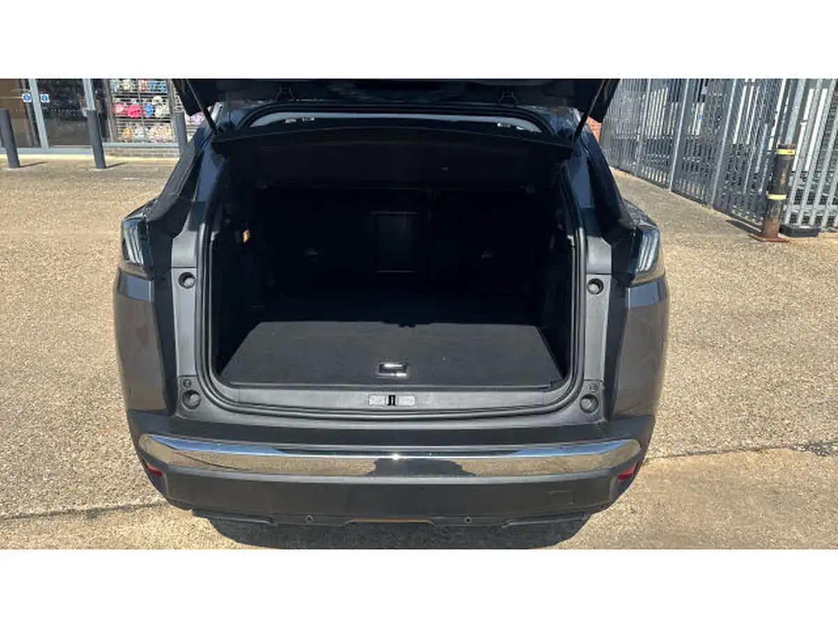 2021-peugeot-3008-suv-big-3