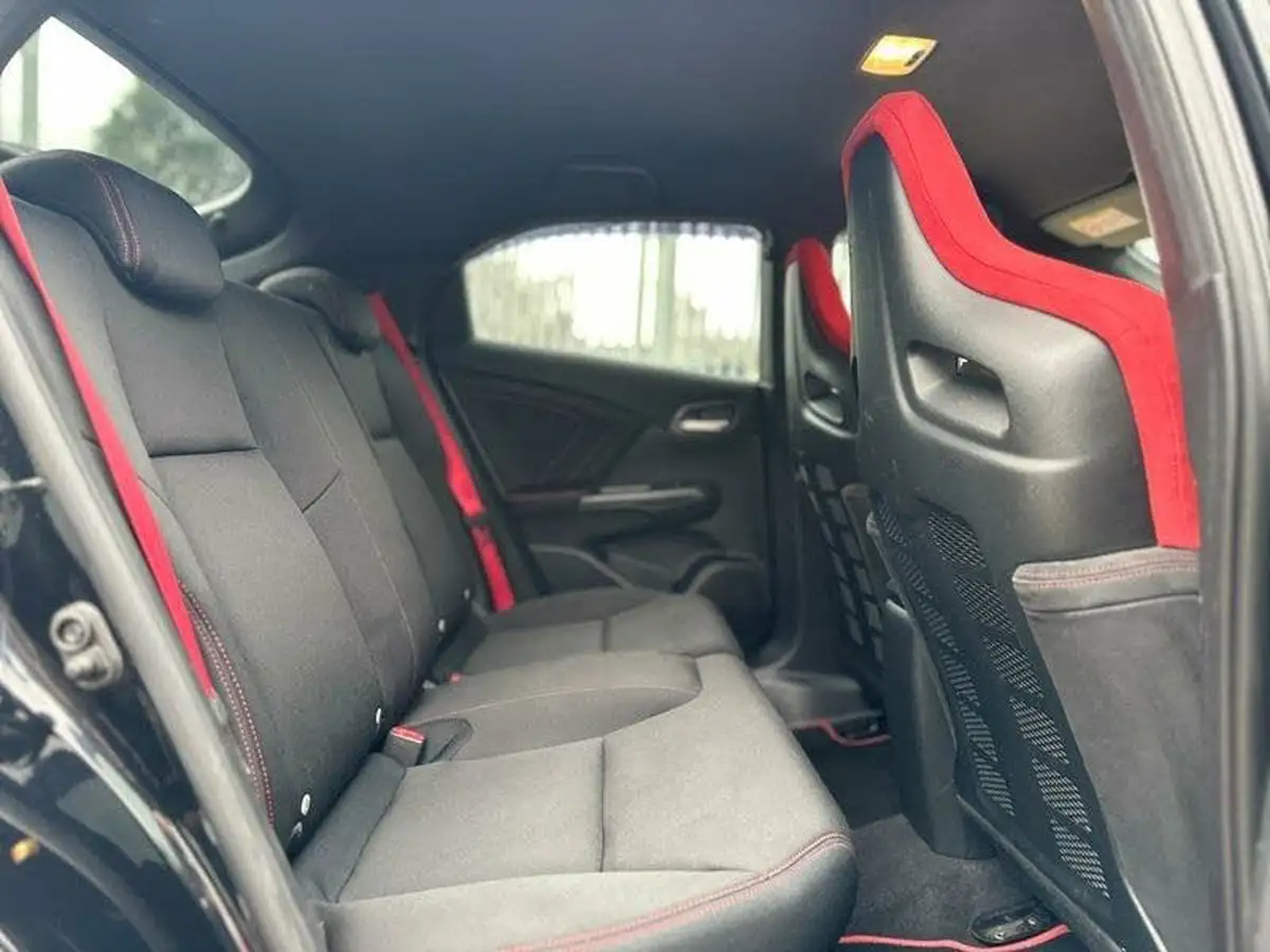 2016-honda-civic-20-i-vtec-type-r-gt-big-18