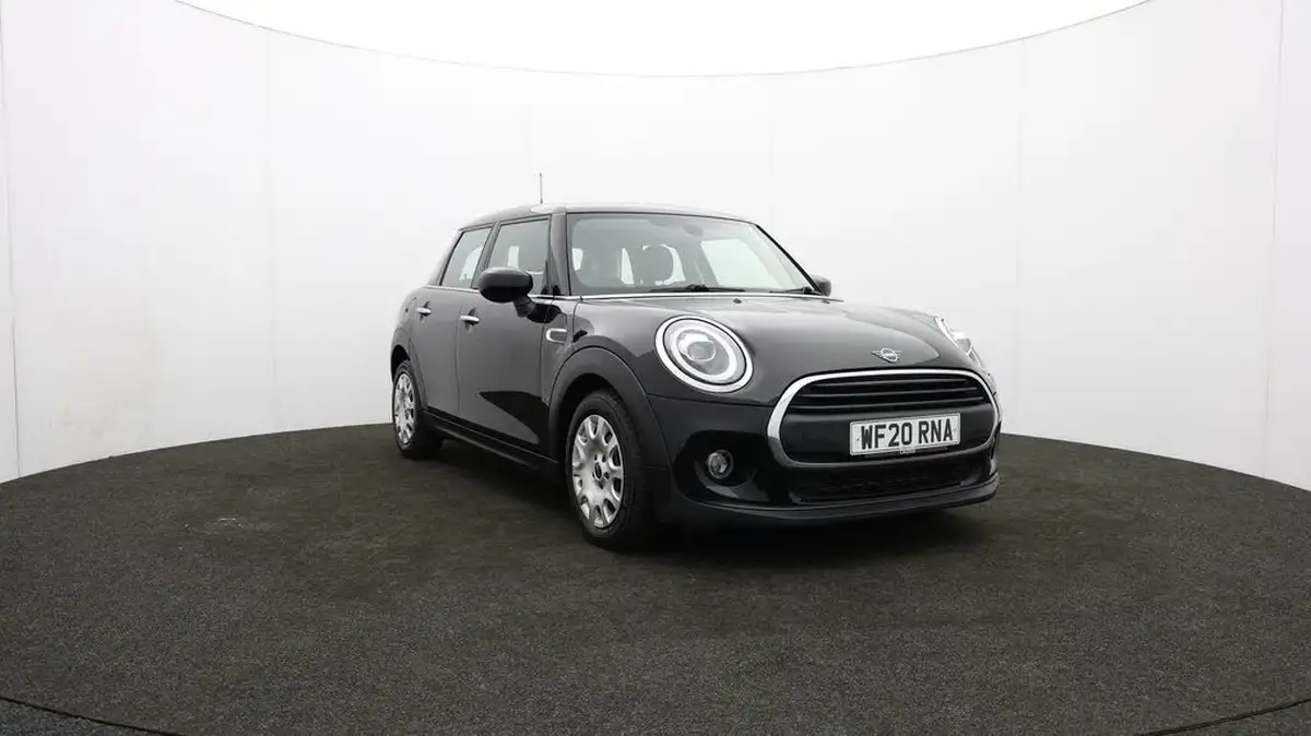 2020-mini-cooper-15-one-classic-5d-auto-big-48