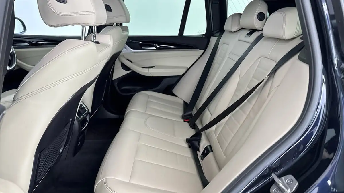 2022-bmw-ix3-e-m-sport-big-13