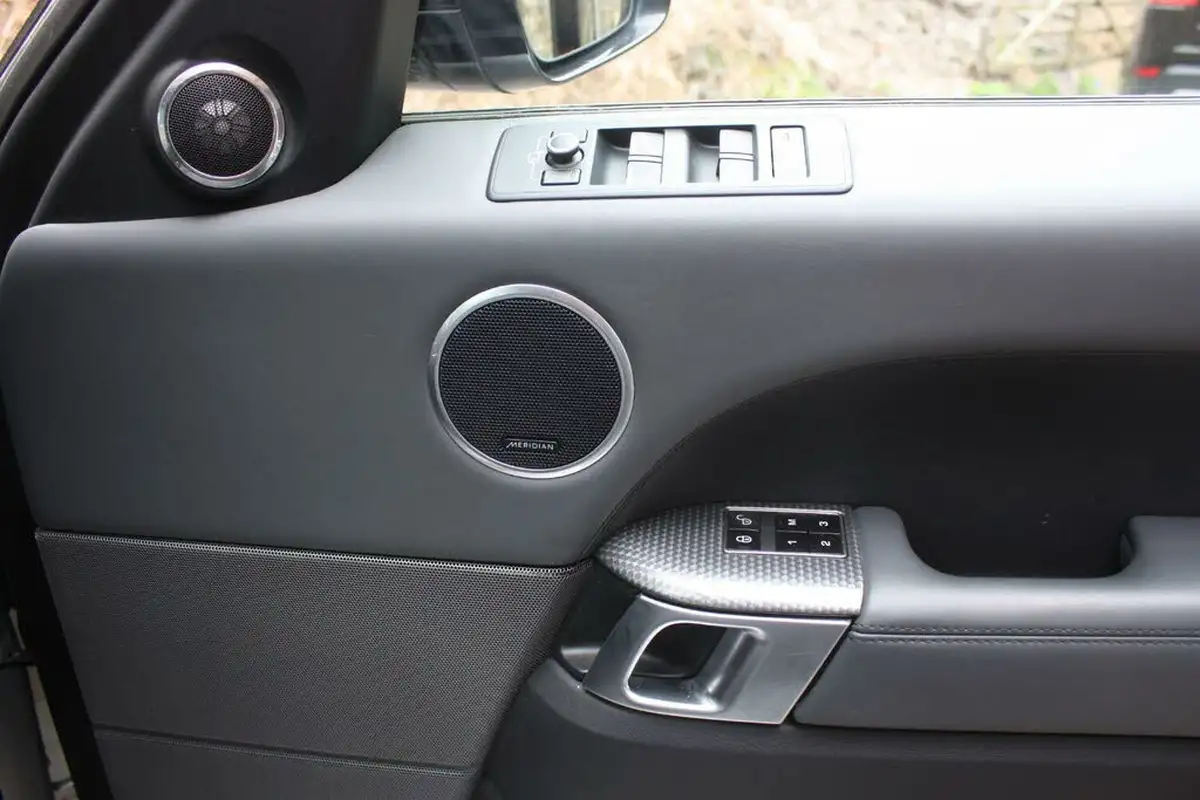 2014-land-rover-range-rover-sport-30-sd-v6-autobiography-dynamic-big-24