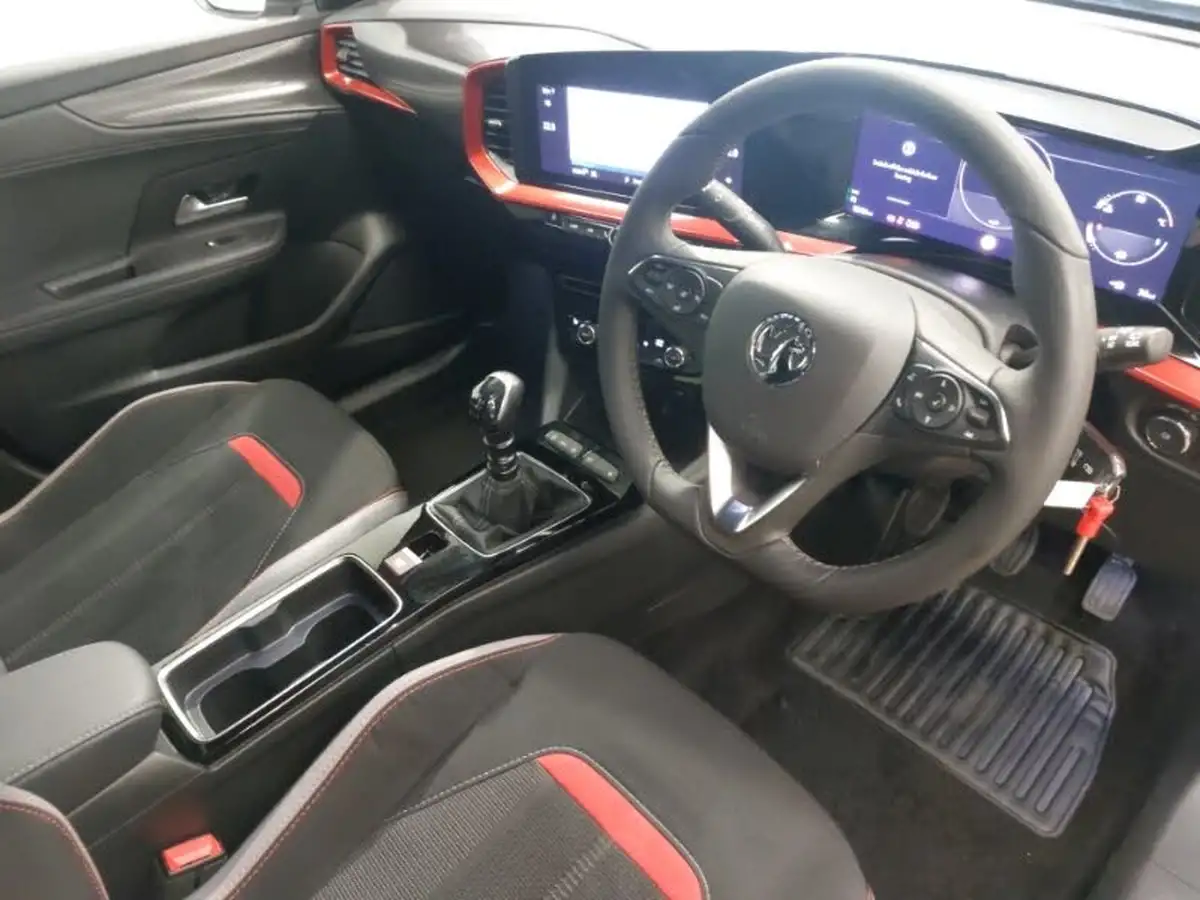 2024-vauxhall-mokka-12-gs-136ps-big-17