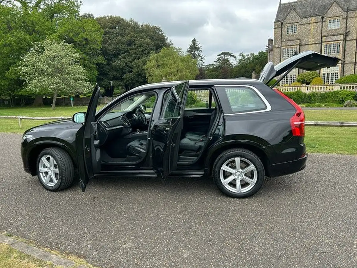 2023-volvo-xc90-20-b5-core-big-31
