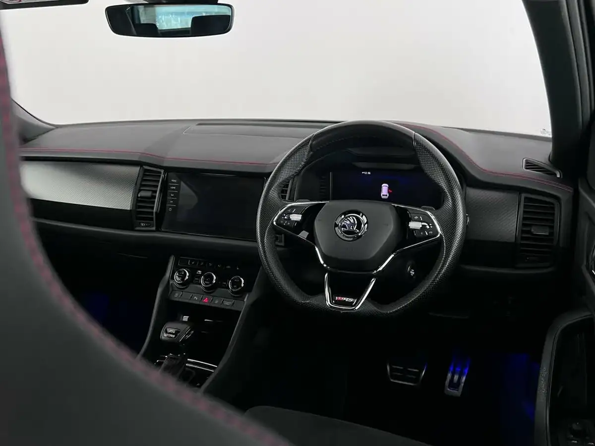 2022-skoda-kodiaq-20-tsi-vrs-244ps-big-26