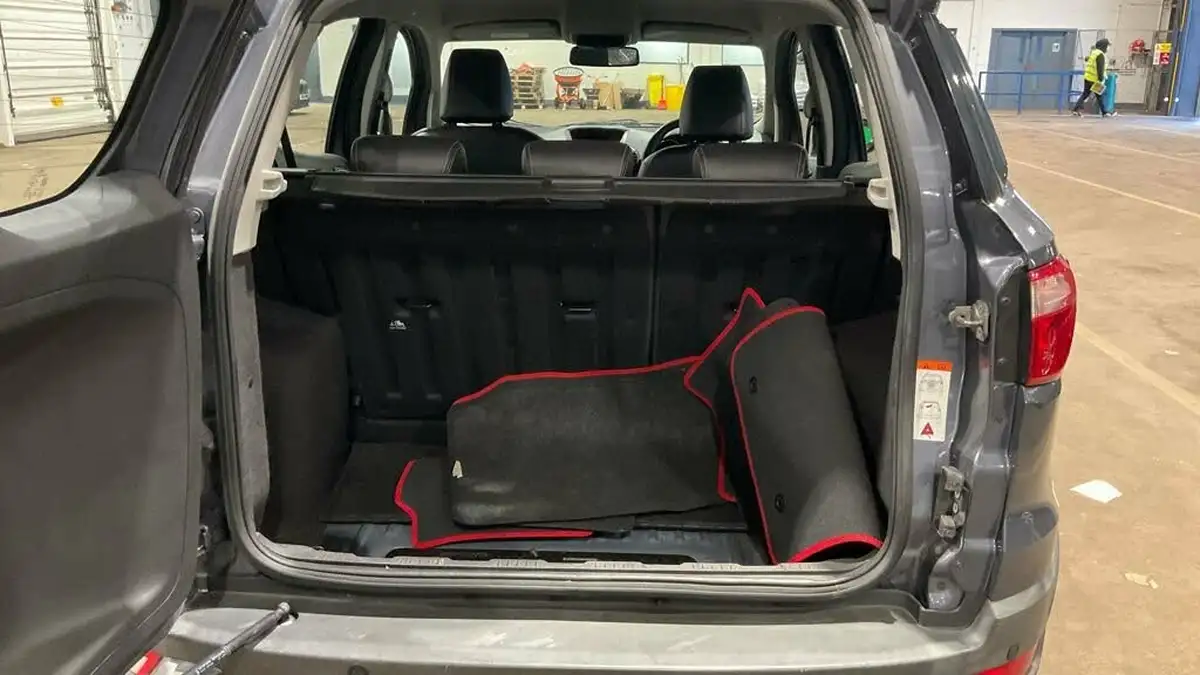 2015-ford-ecosport-10-titanium-t-big-12
