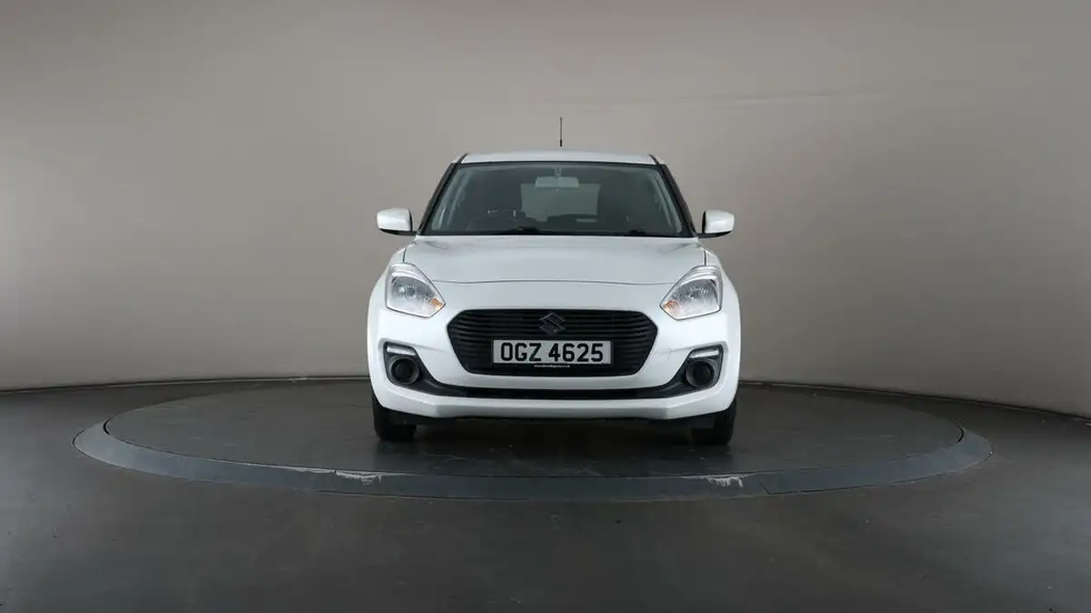 2019-suzuki-swift-12-dualjet-attitude-big-46