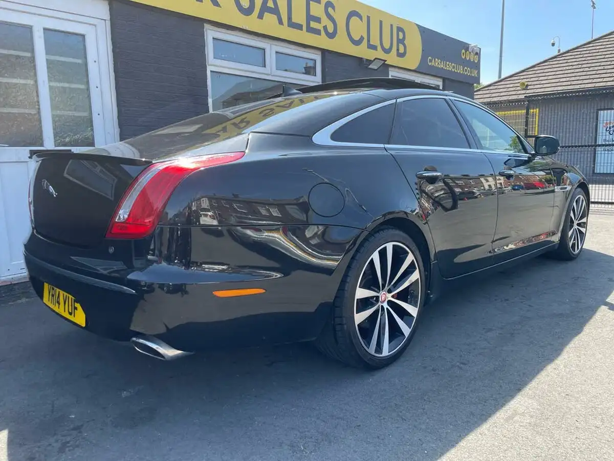 2014-jaguar-xj-series-30td-xj-portfolio-swb-auto-big-22