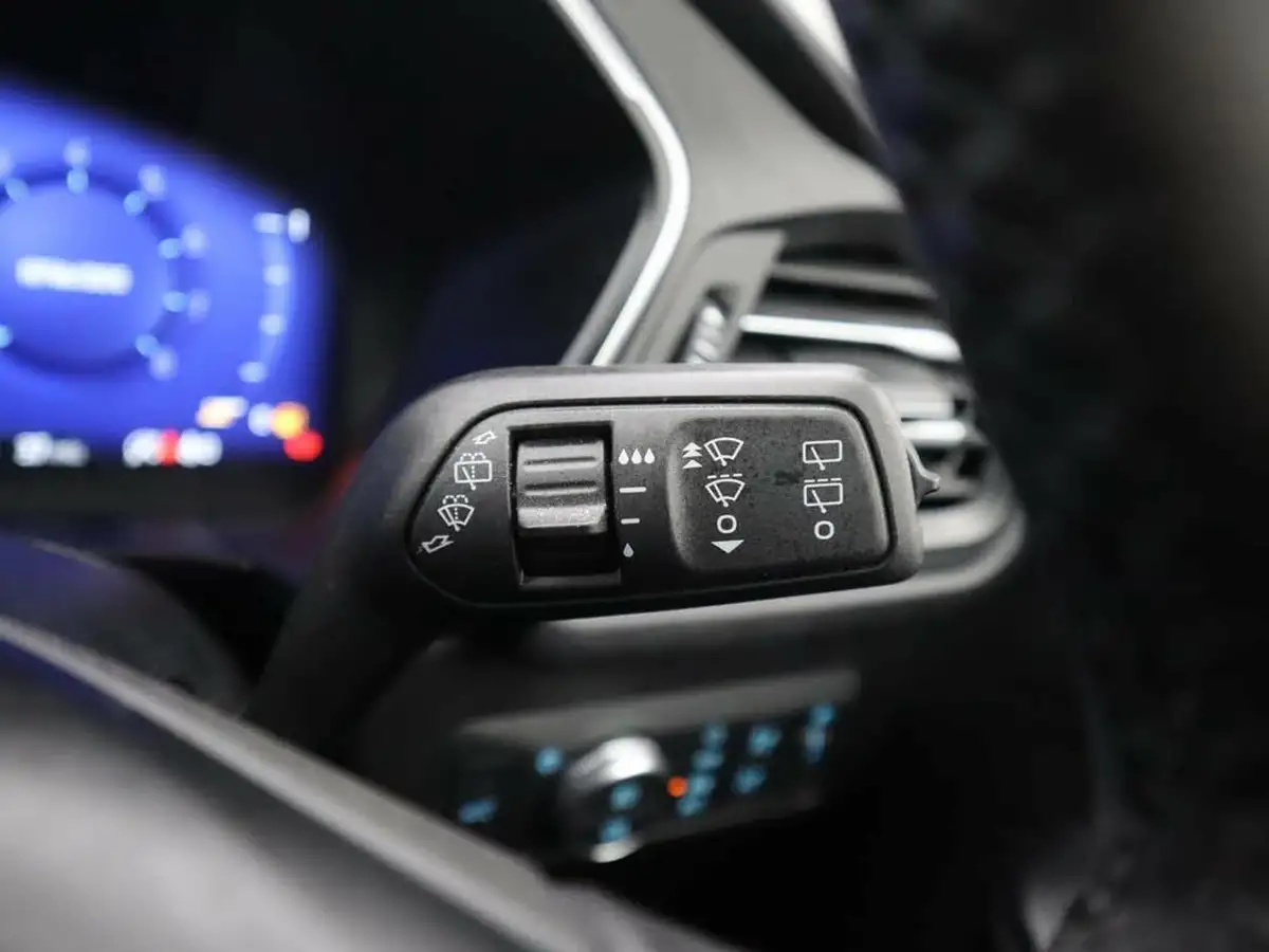 2023-ford-kuga-15t-titanium-edition-big-38