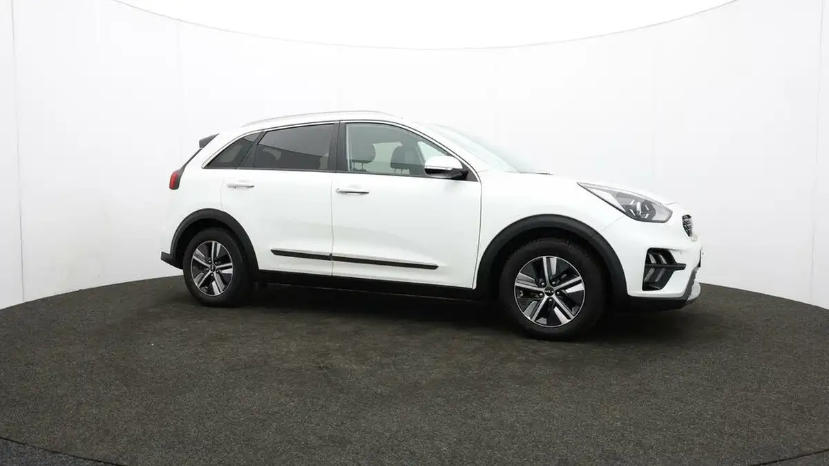 2021-kia-niro-16-gdi-phev-3-42in-cluster-big-45