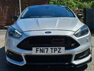 2017-ford-focus-20t-st3-hatchback-small-3