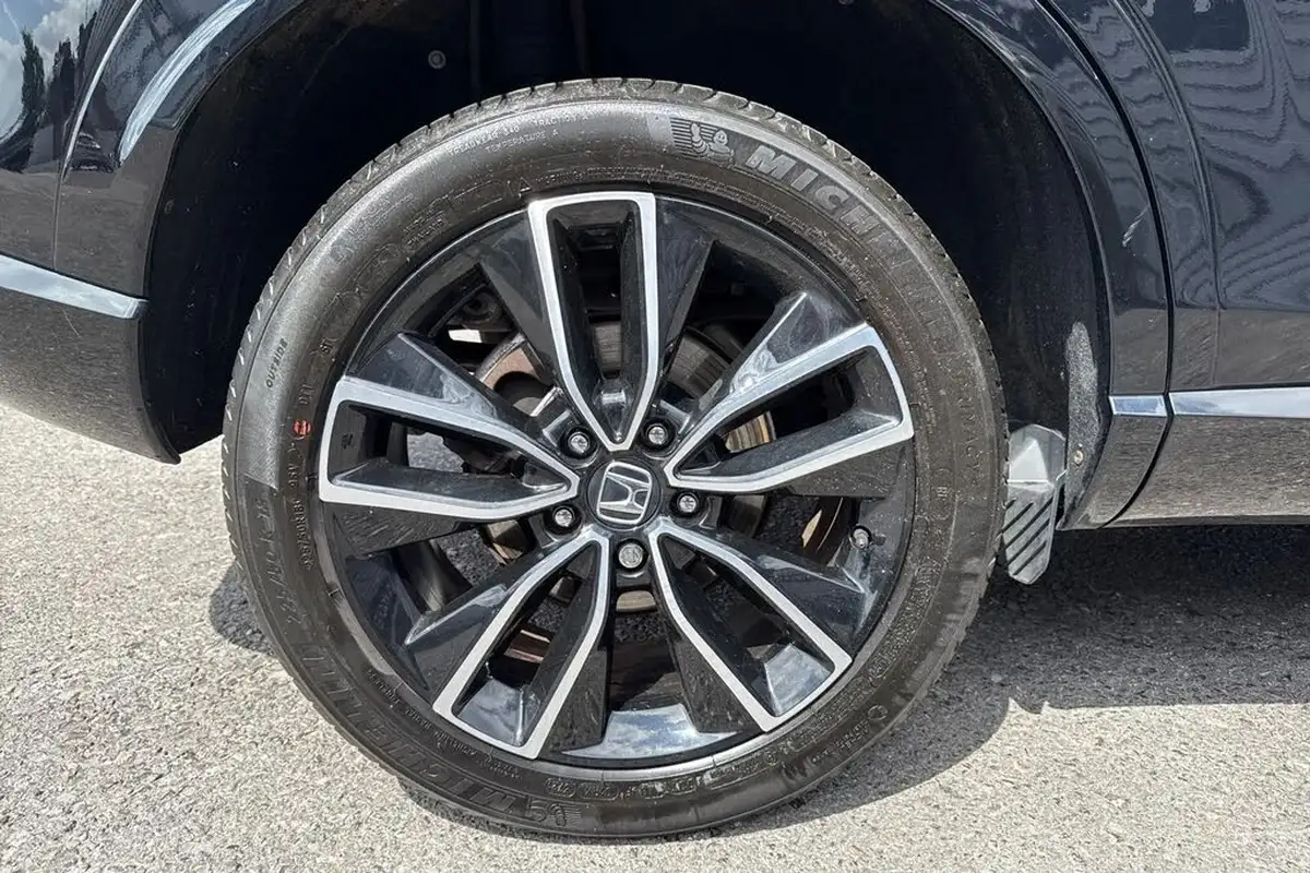 2022-honda-hr-v-15-i-mmd-advance-big-13