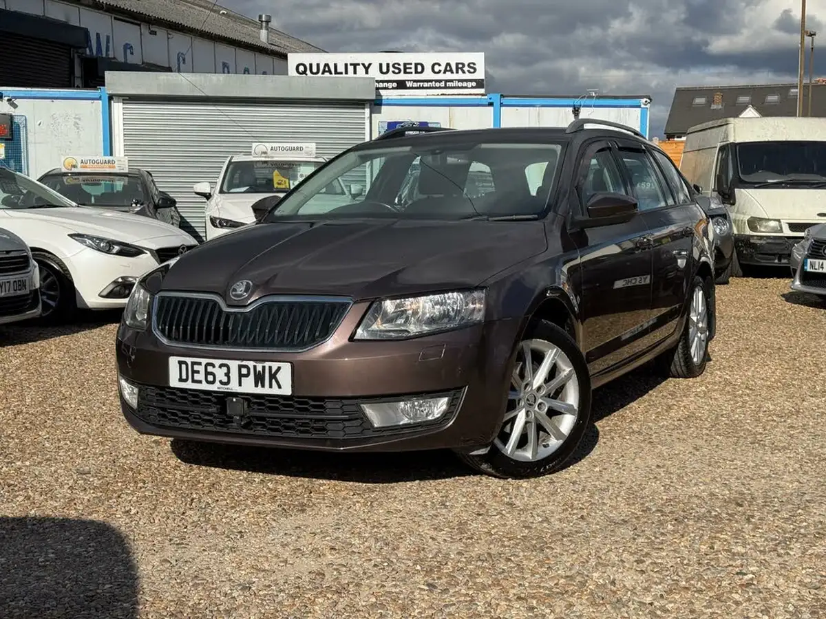 2013-skoda-octavia-14-elegance-140ps-estate-1395cc-big-1
