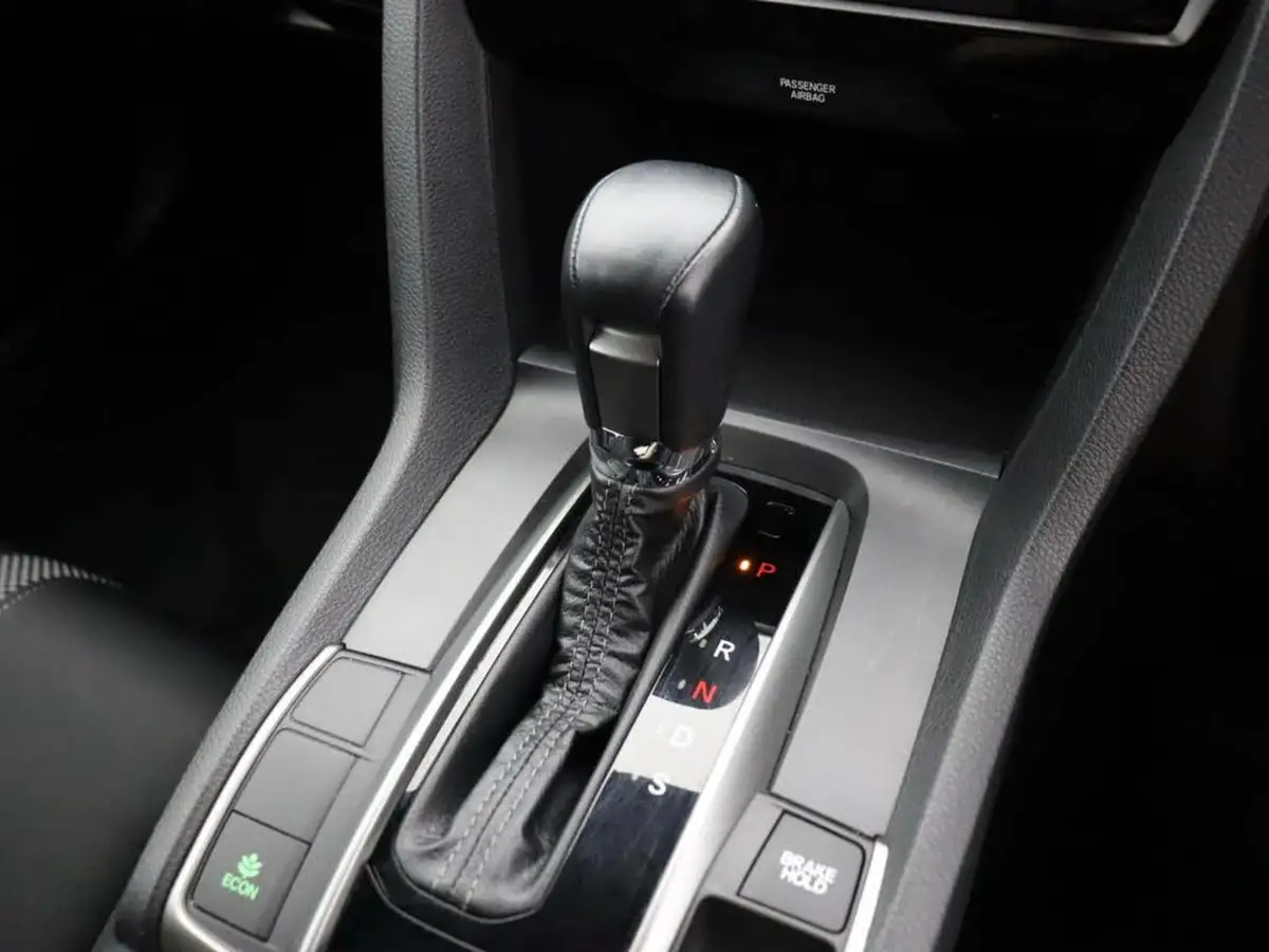 2020-honda-civic-15-vtec-turbo-sport-cvt-big-27