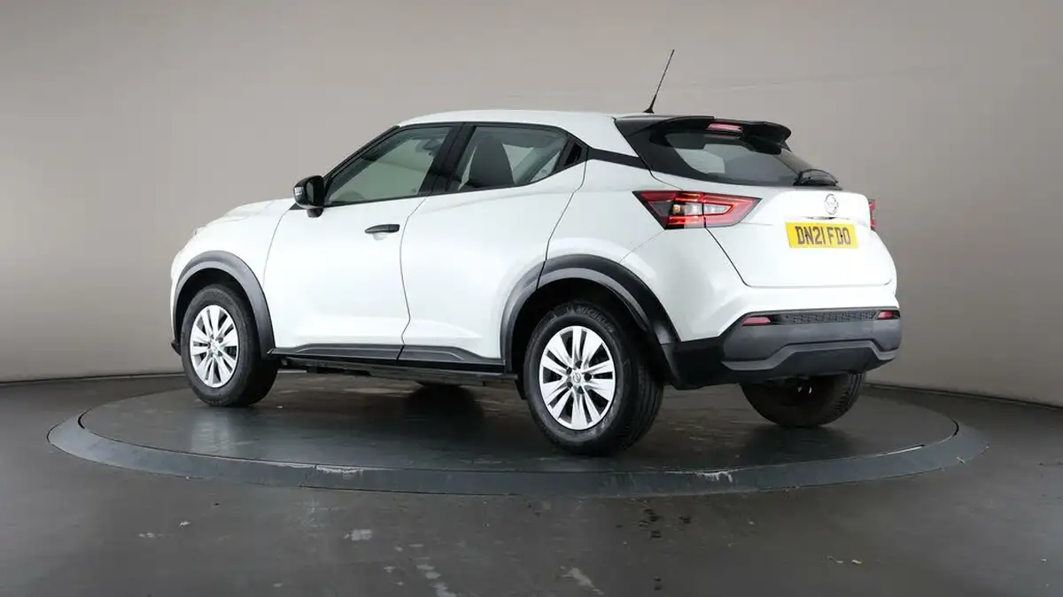 2021-nissan-juke-10-dig-t-visia-big-69