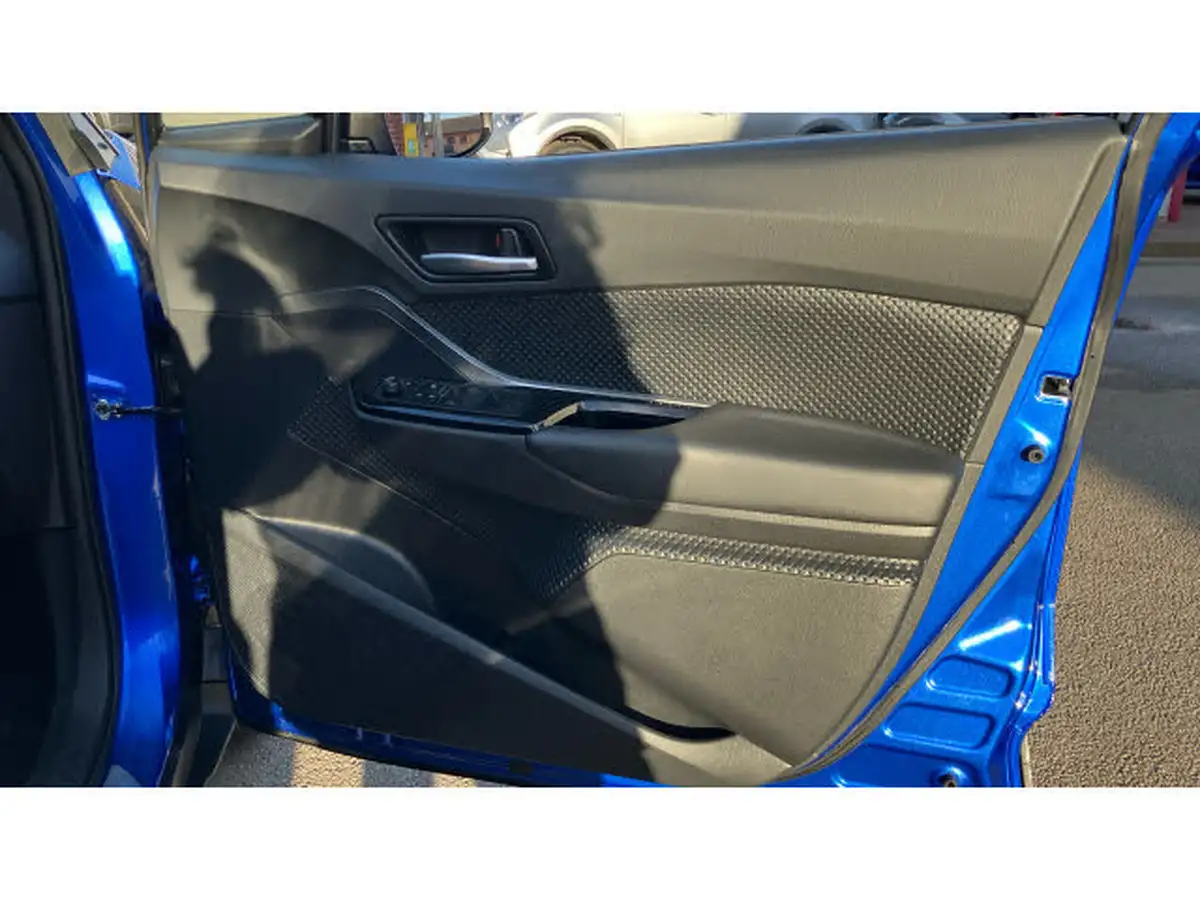 2022-toyota-c-hr-18-vvt-i-gr-sport-big-36