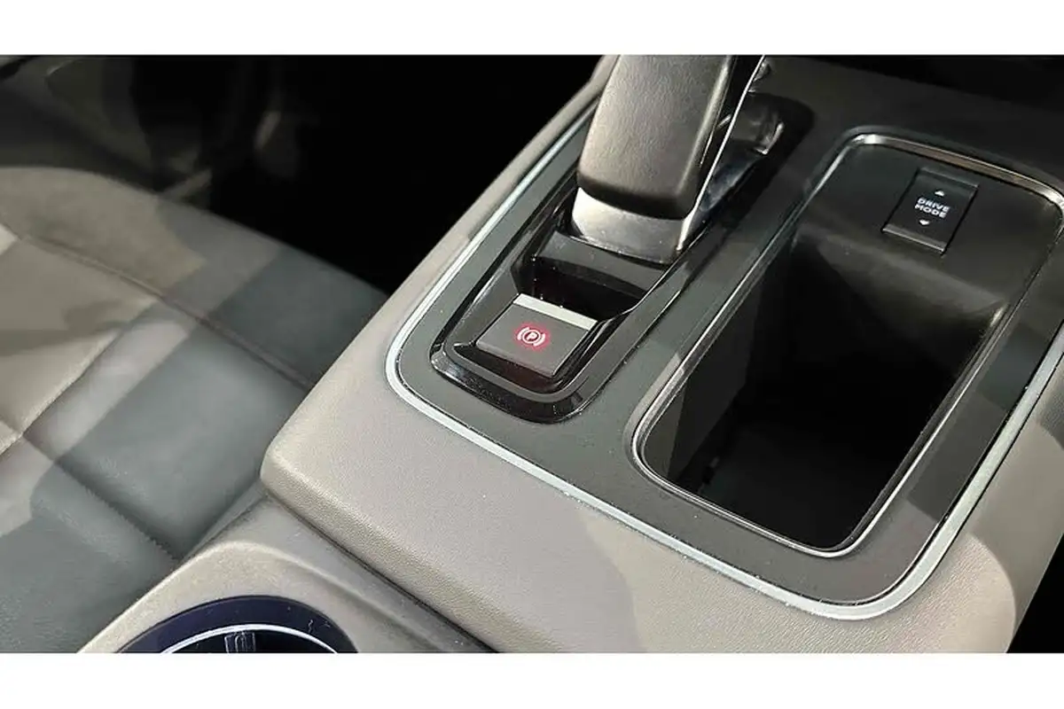 2022-citroen-c5-aircross-16-puretech-shine-plus-5d-big-44