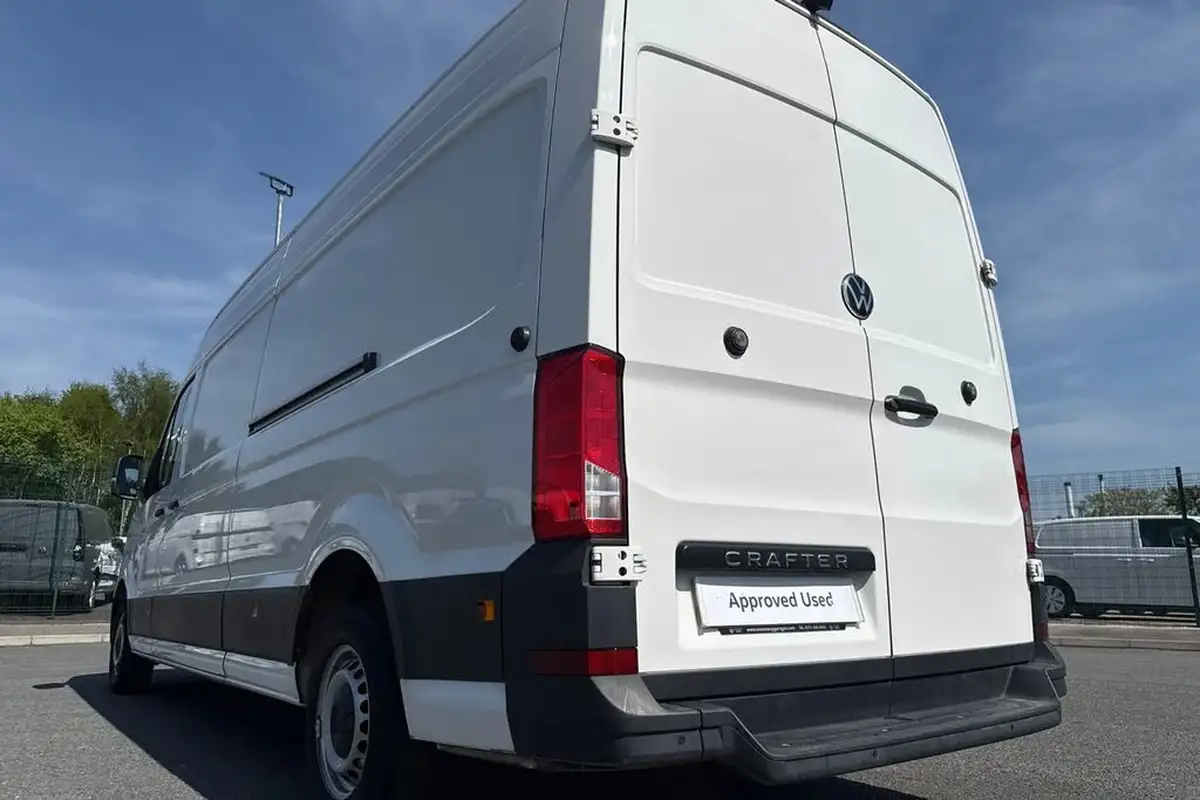 2024-volkswagen-crafter-20tdi-cr35-lwb-commerce-plus-140pseu6d-big-6