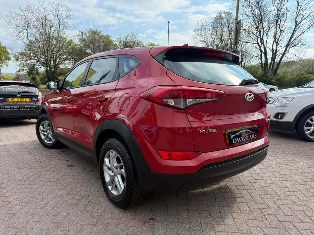 2017-hyundai-tucson-16-gdi-blue-drive-s-big-4