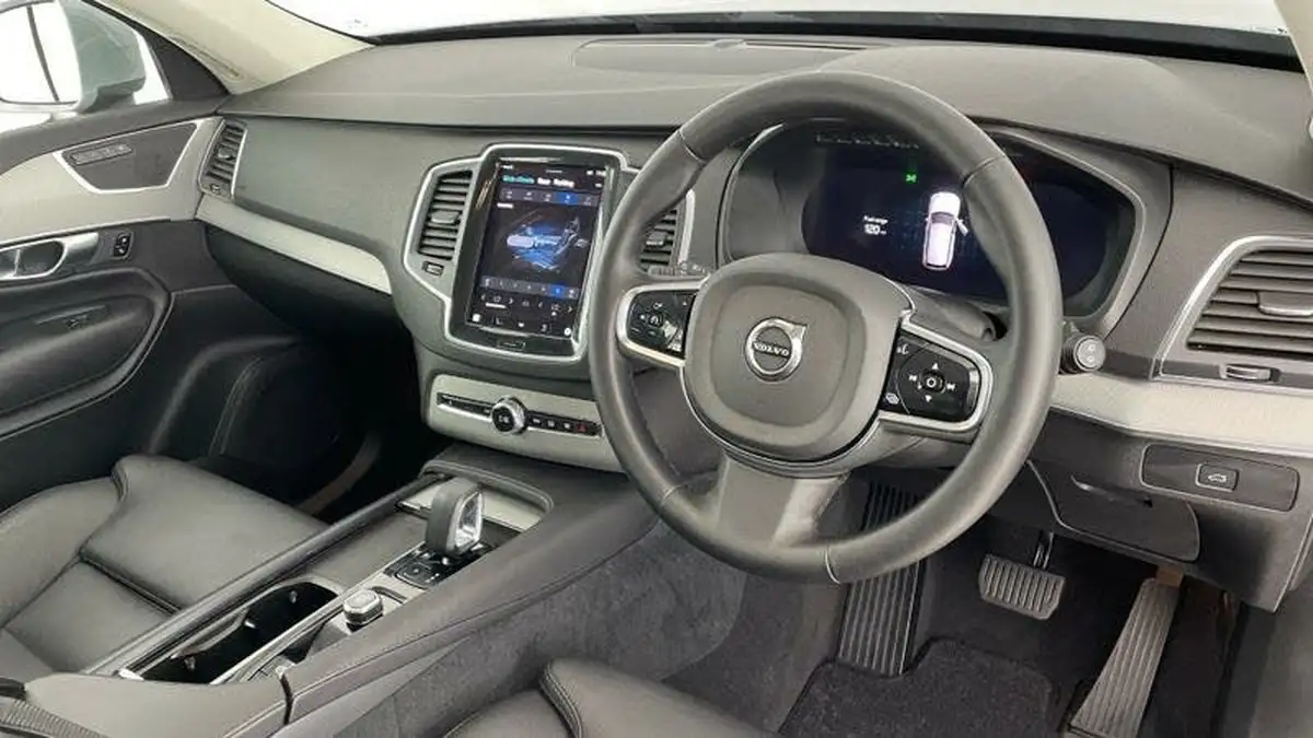 2024-volvo-xc90-20-b5-core-big-5