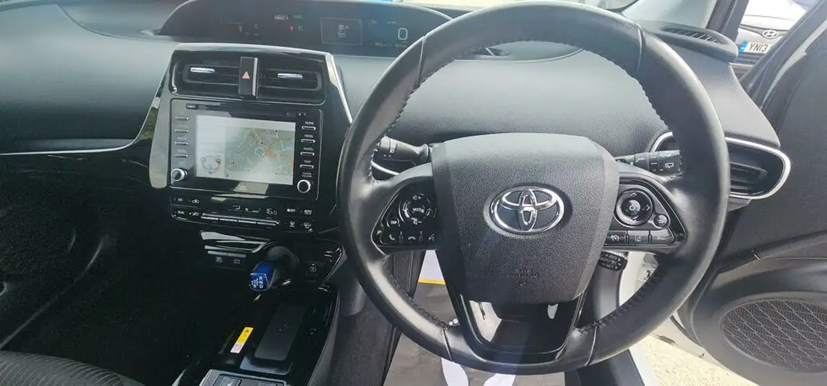 2019-toyota-prius-18-vvt-i-business-edition-plus-cvt-big-24