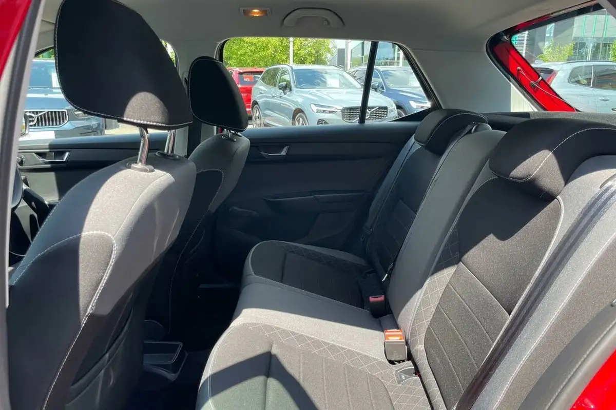2019-skoda-fabia-10-tsi-colour-edition-big-26