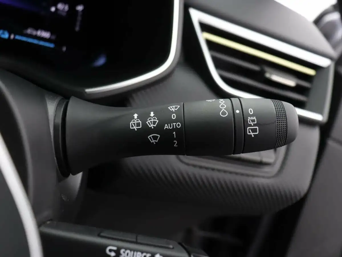 2023-renault-clio-16-engineered-big-47