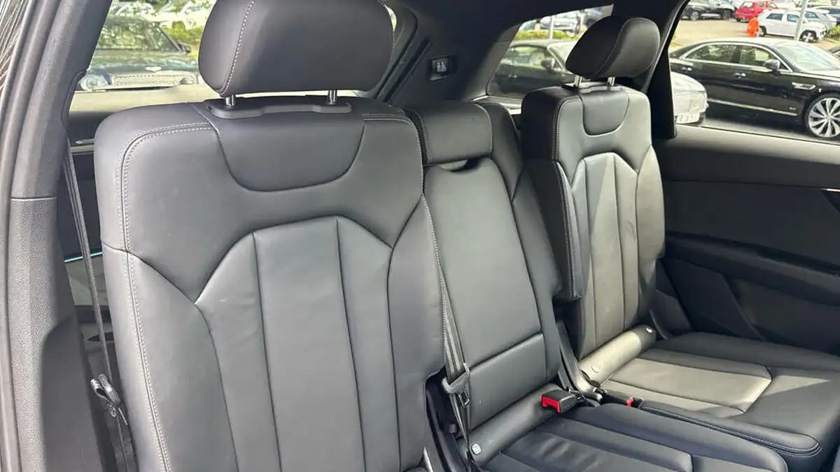 2022-audi-q7-30-55-tfsi-black-edition-big-17