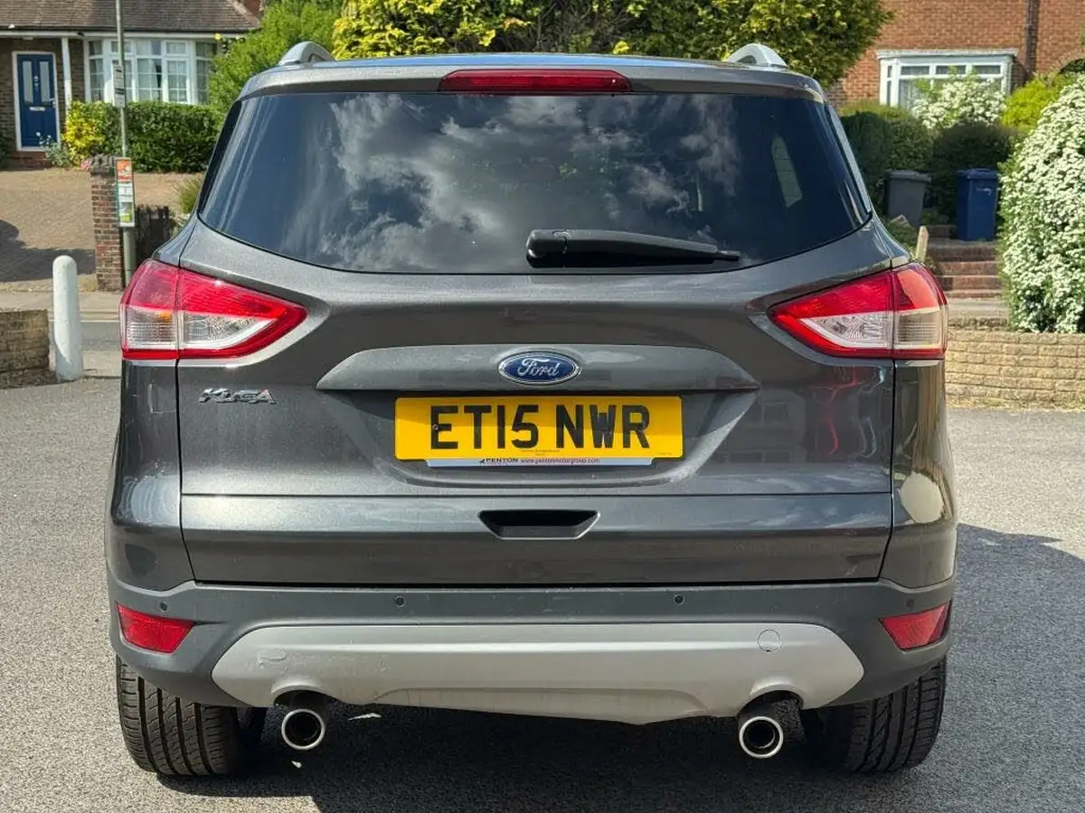 2015-ford-kuga-20tdci-zetec-150ps-awd-powershift-big-4