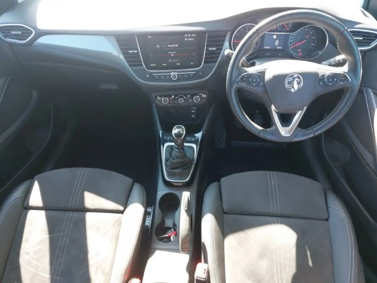 2022-vauxhall-crossland-15-ultimate-110ps-big-2