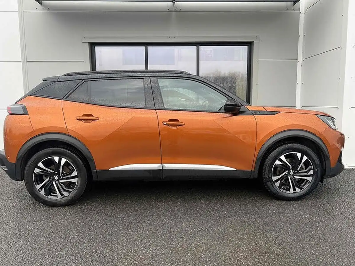 2021-peugeot-2008-suv-e-gt-big-7