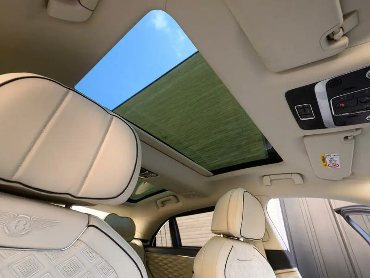 2020-bentley-flying-spur-60-w12-big-30