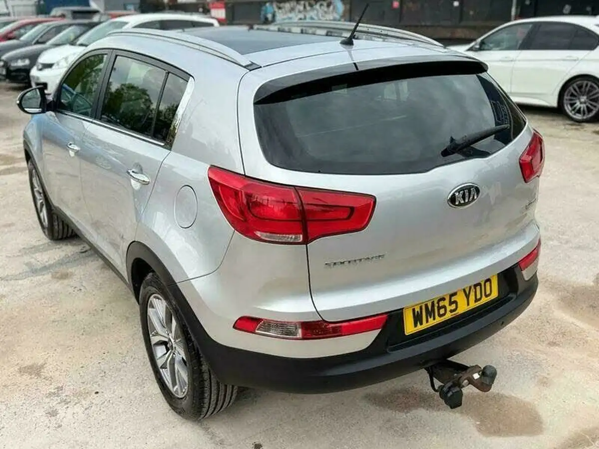2016-kia-sportage-16-gdi-2-133bhp-big-45