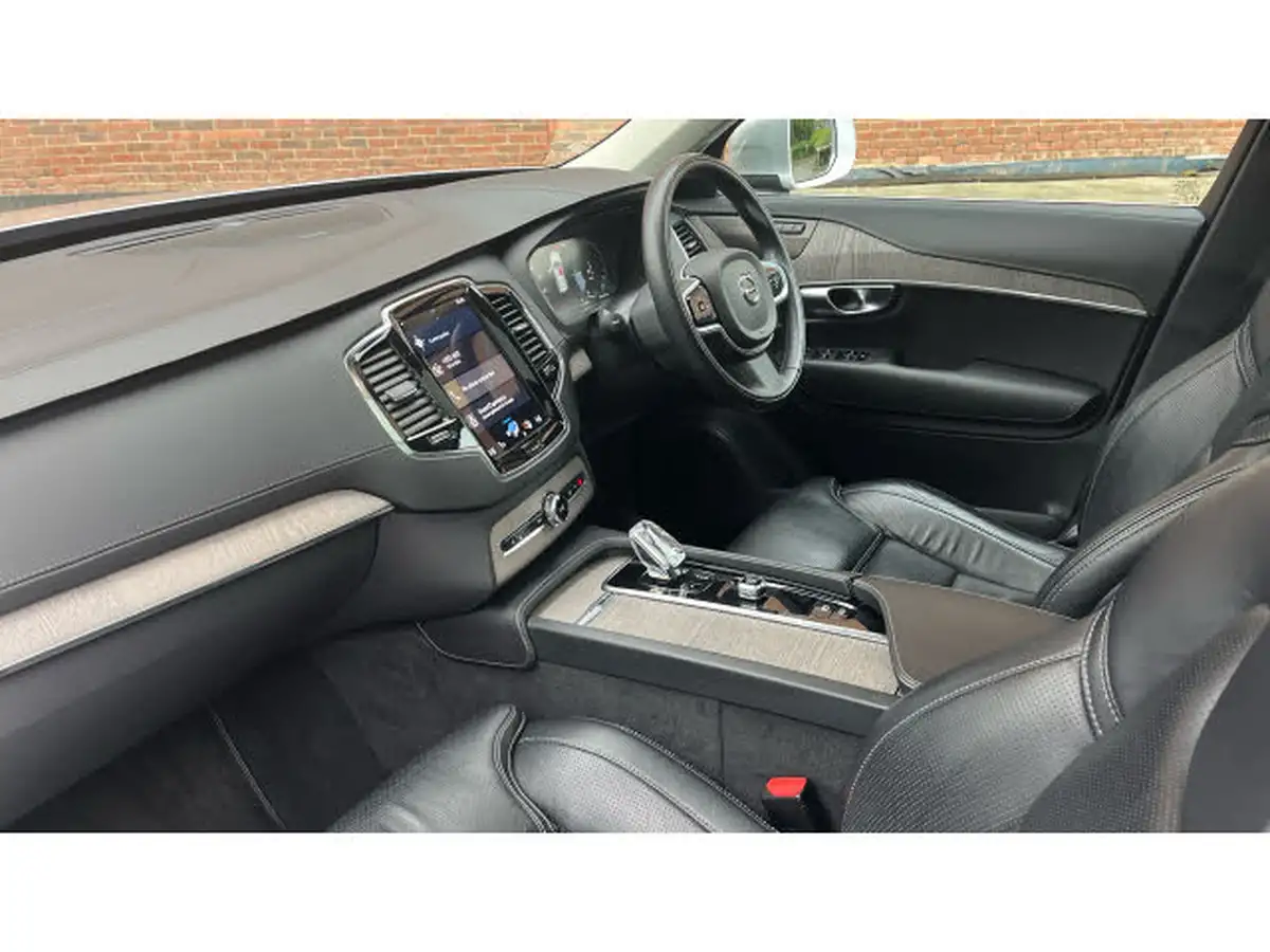 2022-volvo-xc90-20-t8-inscription-pro-455bhp-big-3