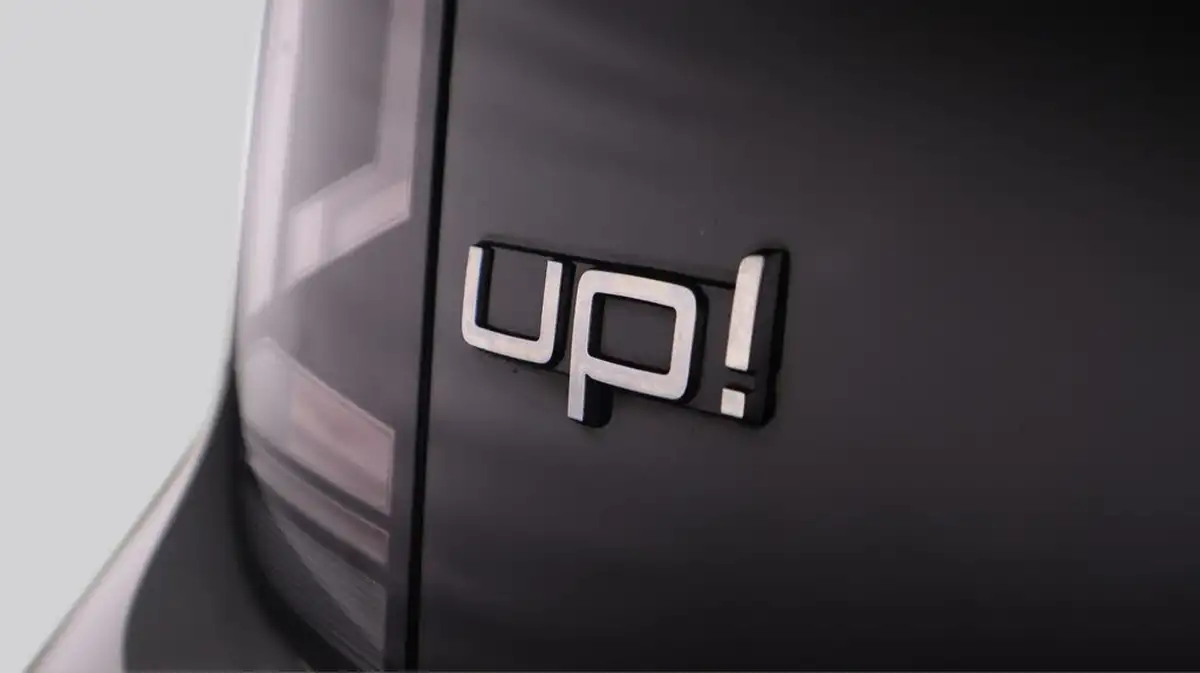 2020-volkswagen-up-10-up-60ps-ss-5d-big-19