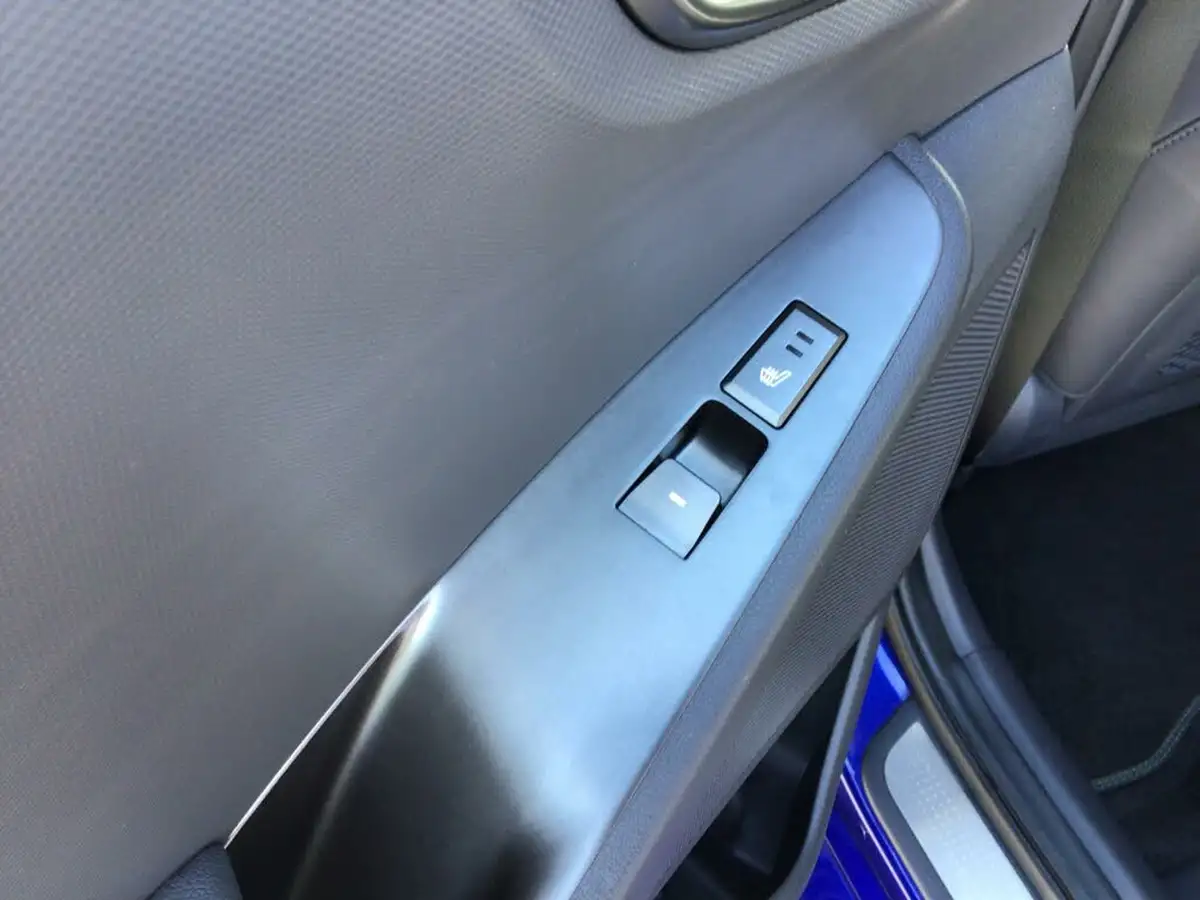 2020-hyundai-ioniq-16-gdi-premium-se-hybrid-big-26