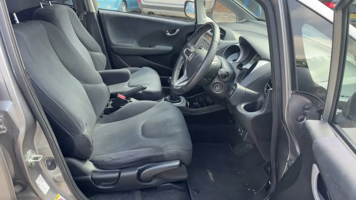 2008-honda-jazz-14-ex-big-11