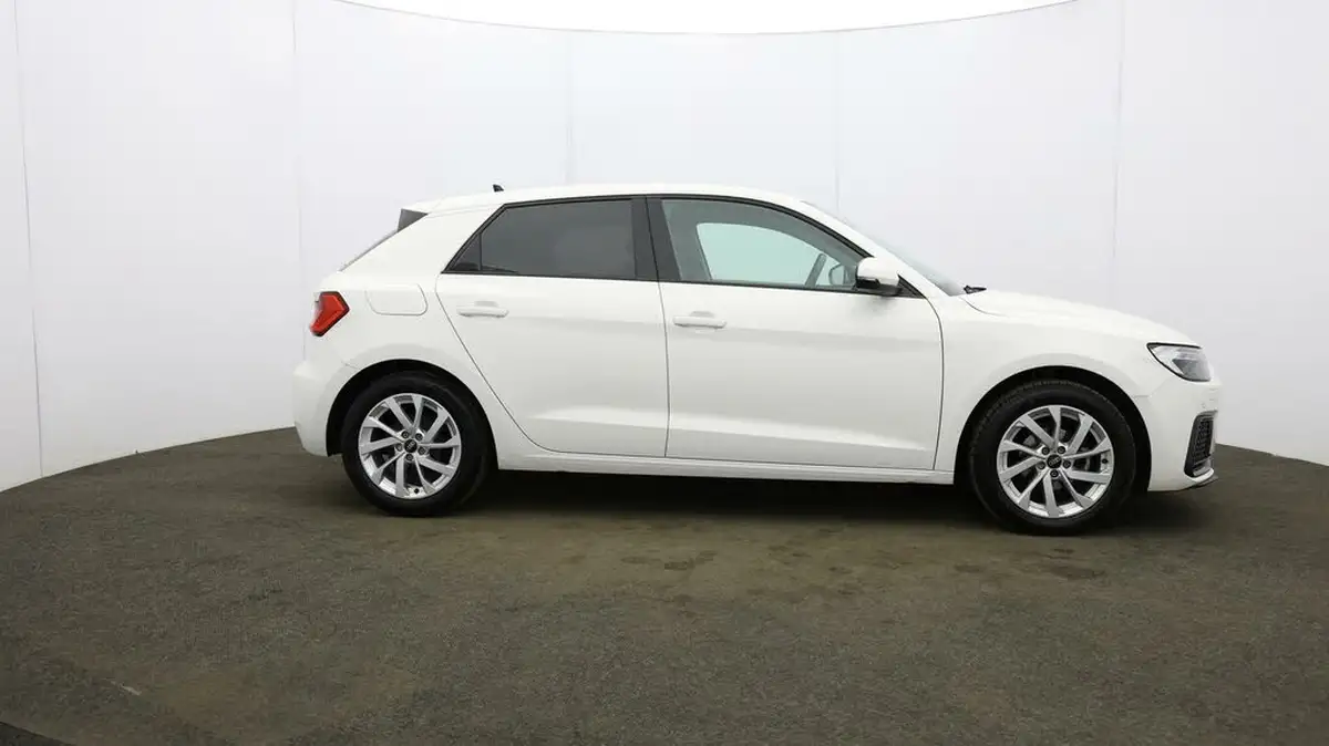 2023-audi-a1-10-25-tfsi-sport-s-tronic-big-50