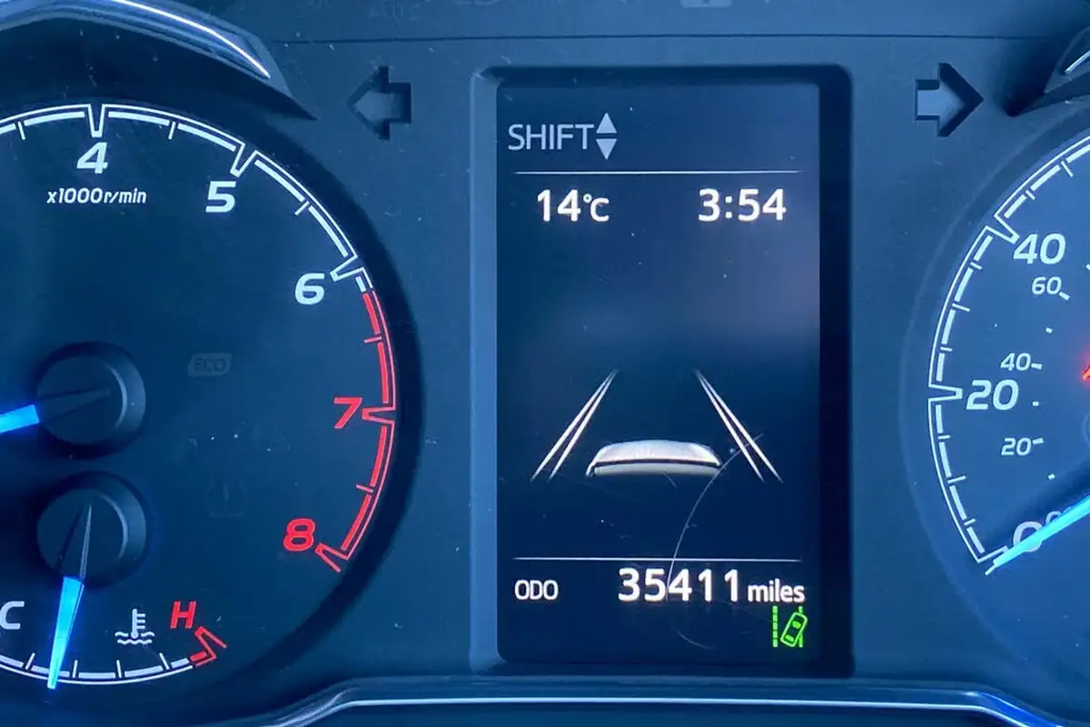 2020-toyota-yaris-15-vvt-i-y20-111bhp-1496cc-big-35