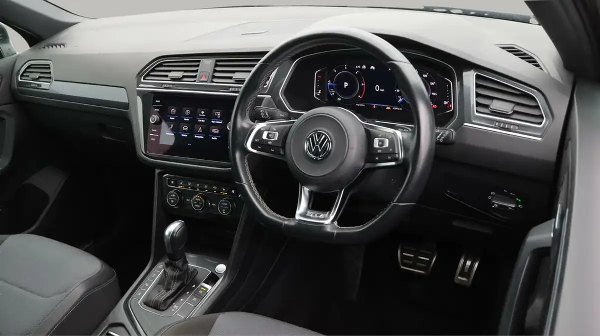 2020-volkswagen-tiguan-20tdi-r-line-tech-150ps-dsg-big-9