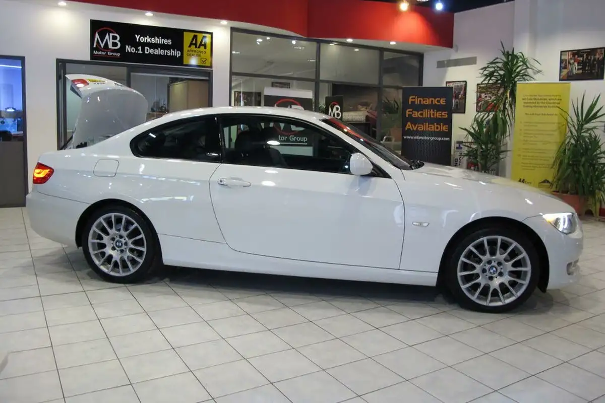 2011-bmw-3-series-20-320i-se-coupe-2d-1995cc-big-49