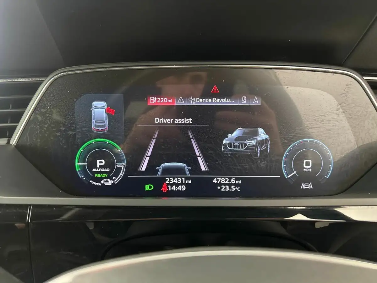 2021-audi-e-tron-55e-s-line-sportback-big-20
