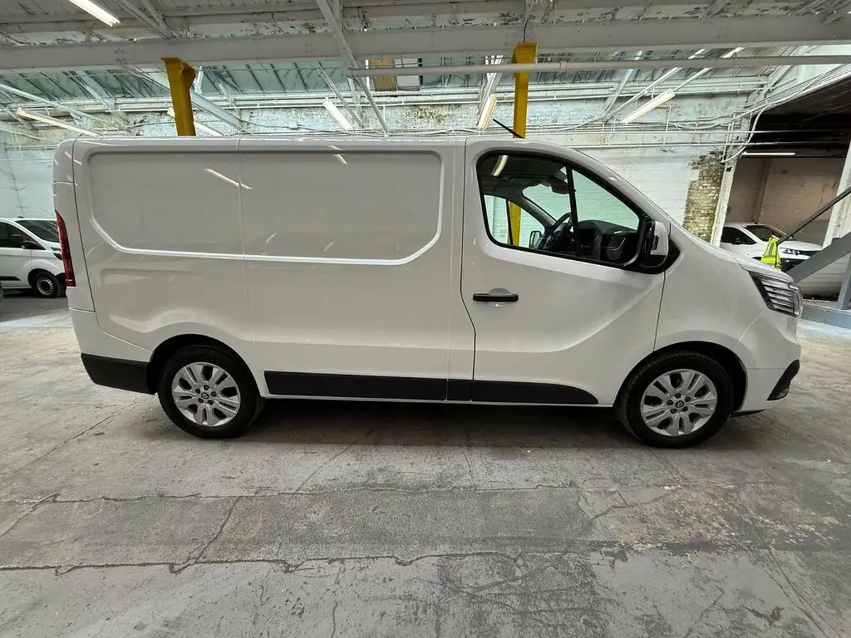 2022-renault-trafic-20dci-sl28-130-sport-big-6