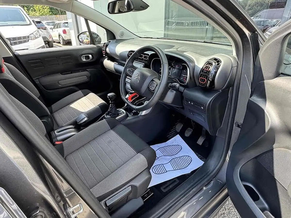 2021-citroen-c3-aircross-12-puretech-shine-plus-110ps-big-20