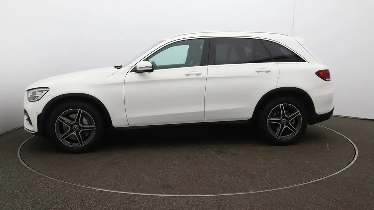 2019-mercedes-benz-glc-class-20d-glc220d-amg-line-station-wagon-5d-4matic-plus-big-62