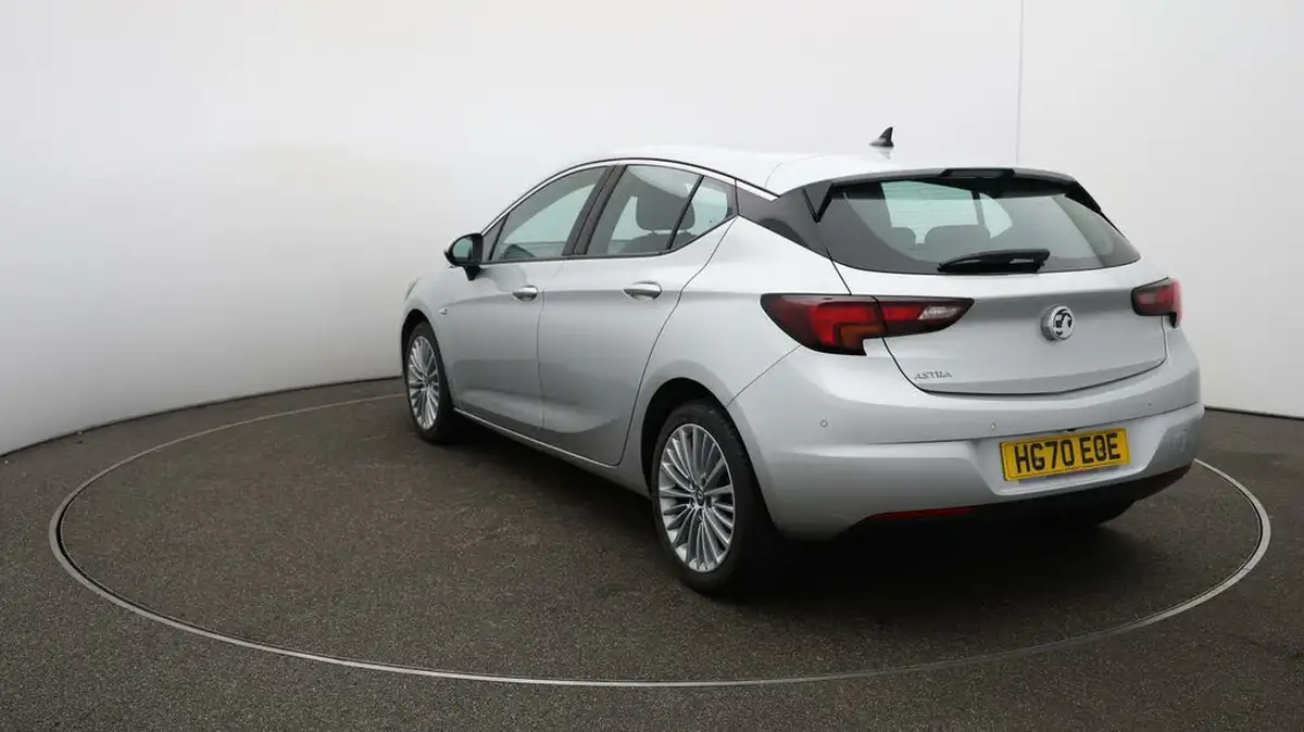 2020-vauxhall-astra-12-turbo-elite-nav-premium-big-59