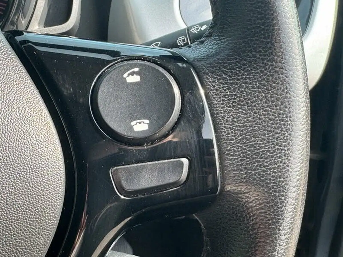 2016-toyota-aygo-10-vvt-i-x-clusiv-5d-big-11