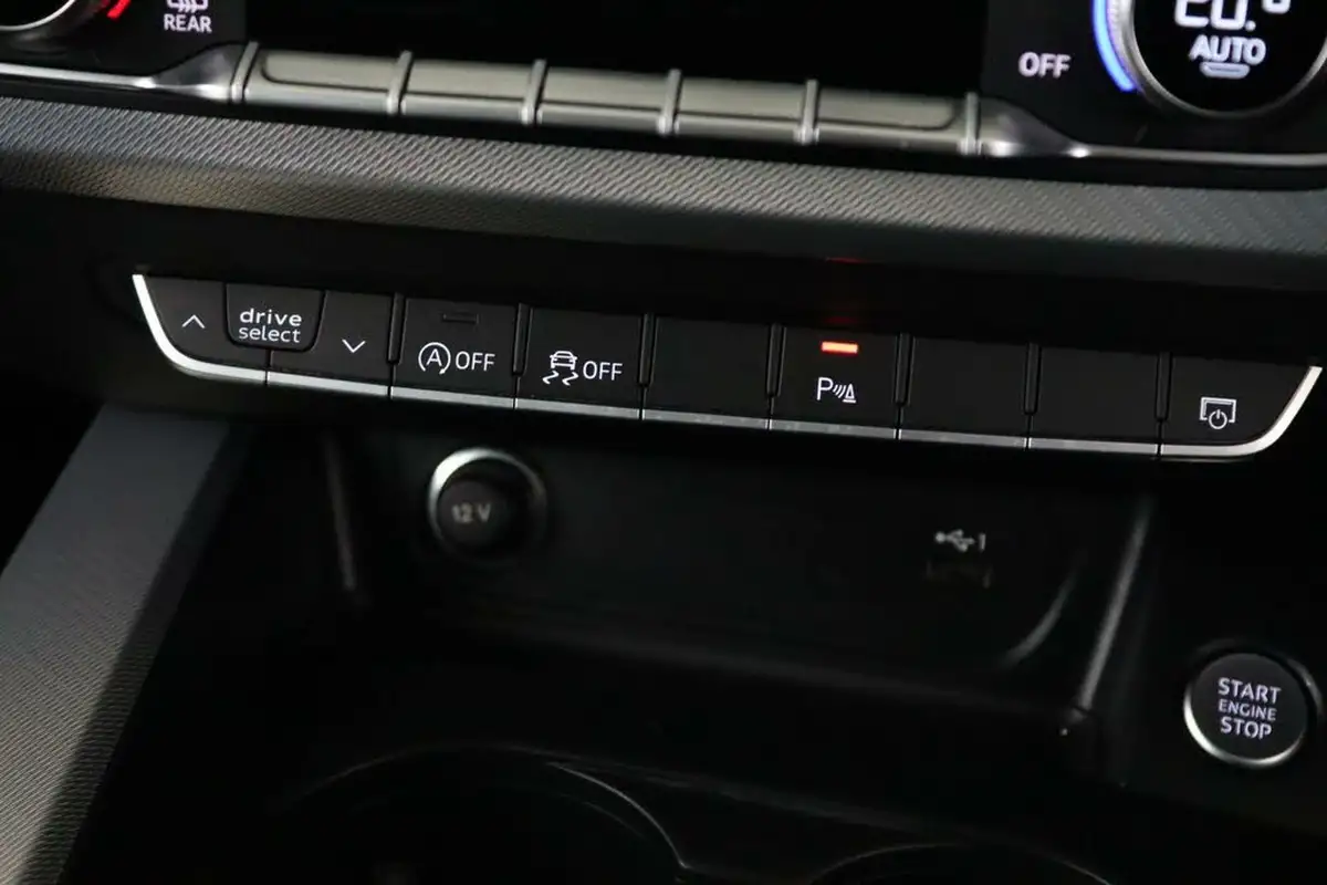 2021-audi-a4-20-35-tfsi-technik-s-tronic-big-25