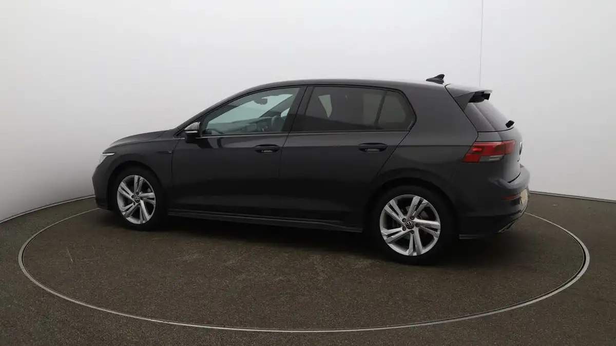 2022-volkswagen-golf-15-etsi-r-line-150ps-hatchback-big-40